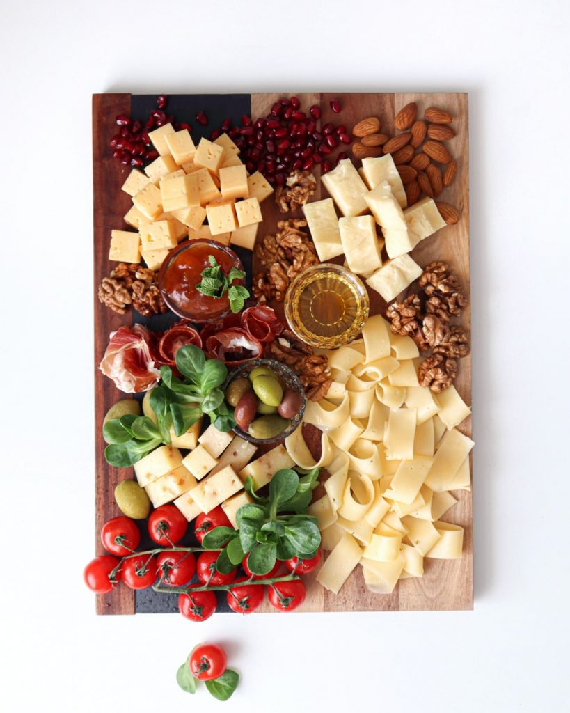 mediterranean diet cheese board