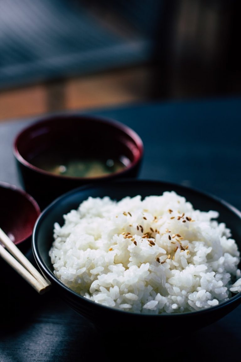 Oyakodon (Japanese Chicken and Rice Bowl)